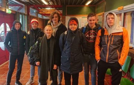 Frå venstre: Nora Visnes, Tobias Emanuelsson Samuelsen, Lovise Kjøpstad Rimmereide, Lars Isdahl Føyen, Tønnes Valvik Tønnessen,Didrik Gudding og Odin Hildebrandt Paulin